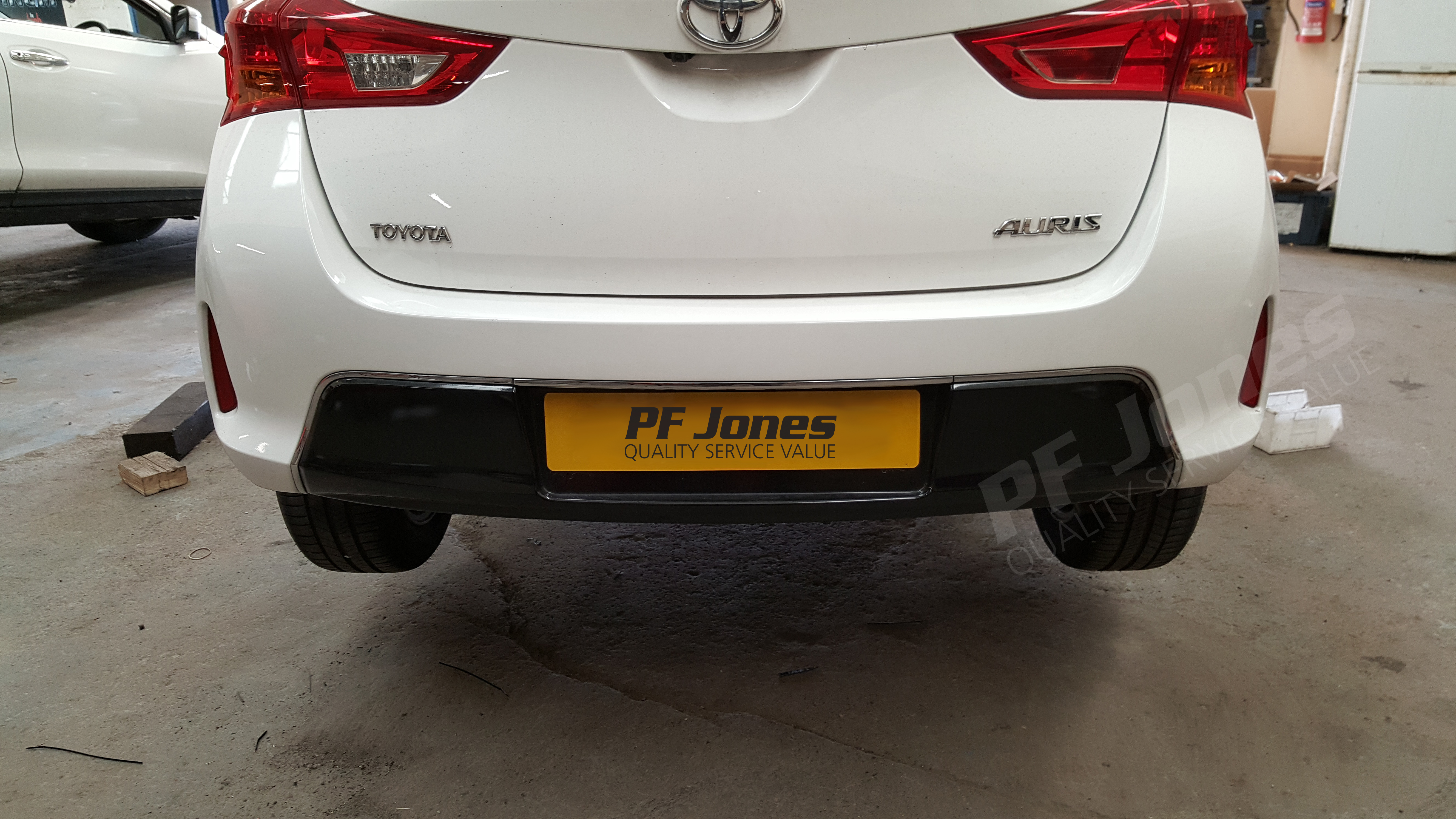 Toyota Auris fitted with a Westfalia detachable swan neck towbar and single socket electris.