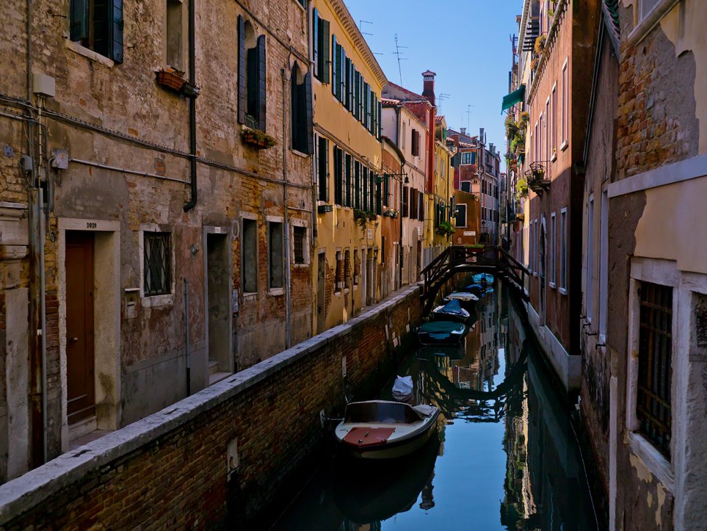street photography how to take amazing photos when travelling