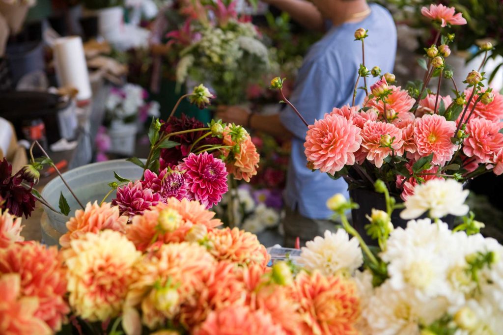 Mothers Day flowers and gifts