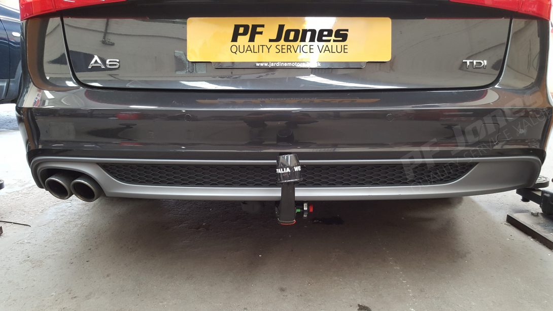 Audi A6 Estate Tow Bar Fitting 305429