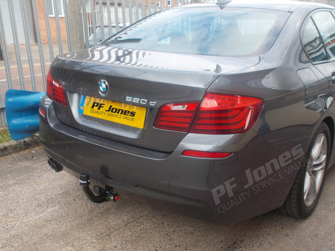 BMW 5 Series Saloon Tow Bar Fitting 303398