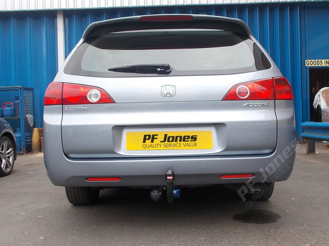 Honda Accord Estate Tow Bar Fitting HN56AQ