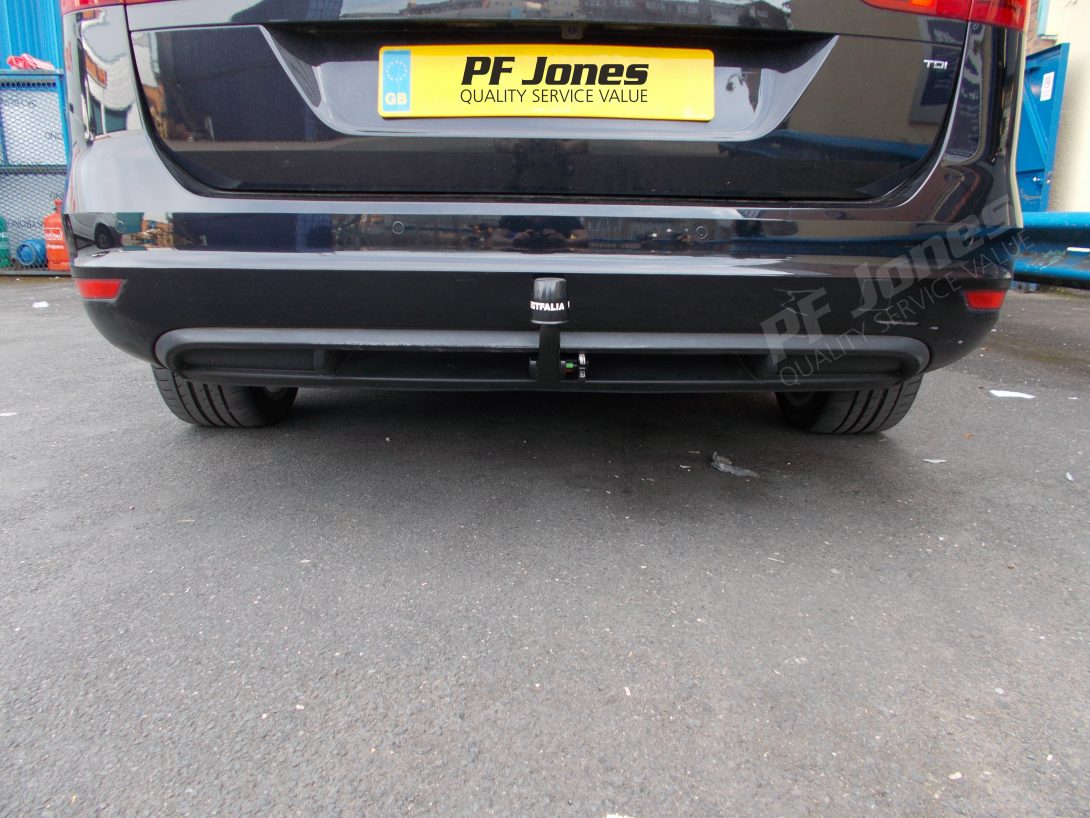 Seat Alhambra Tow Bar Fitting 321700