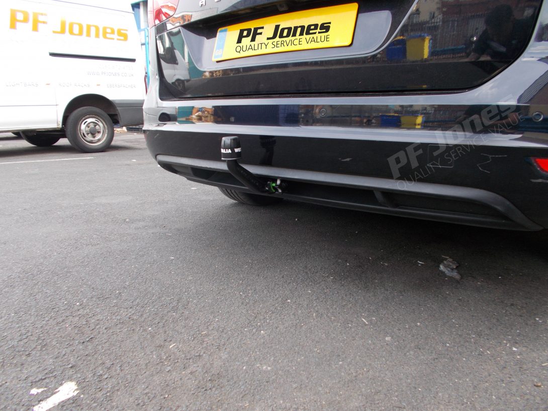 Seat Alhambra Tow Bar Fitting 321700