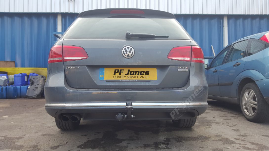 Volkswagen Passat Estate Towbar Fitting 321821