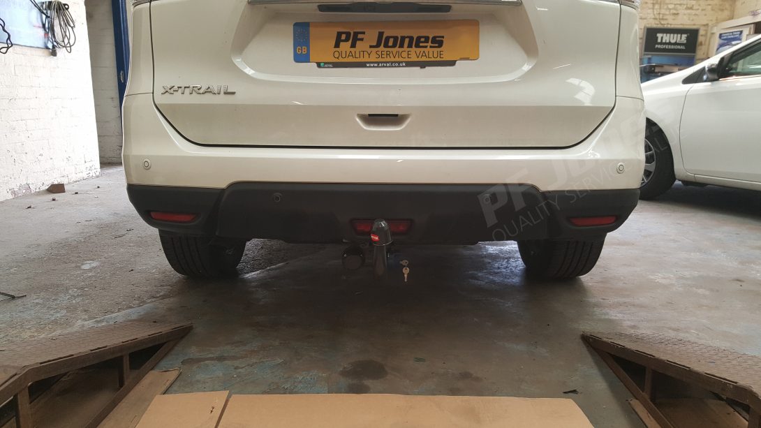 Nissan Xtrail Tow Bar Fitting DT145Q