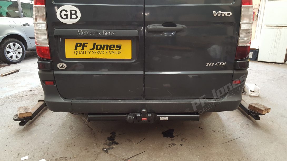 Mercedes Vito Tow Bar Fitting MR25B