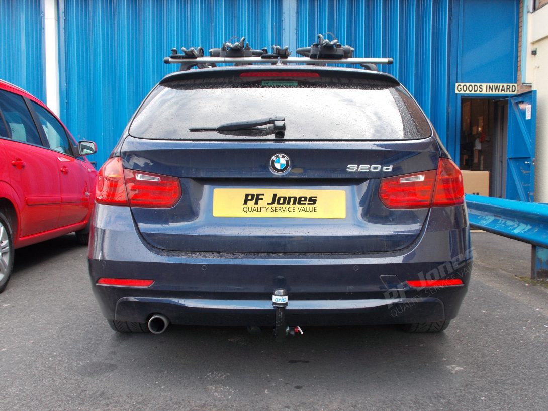 BMW 3 Series Estate Tow Bar Fitting 050-783