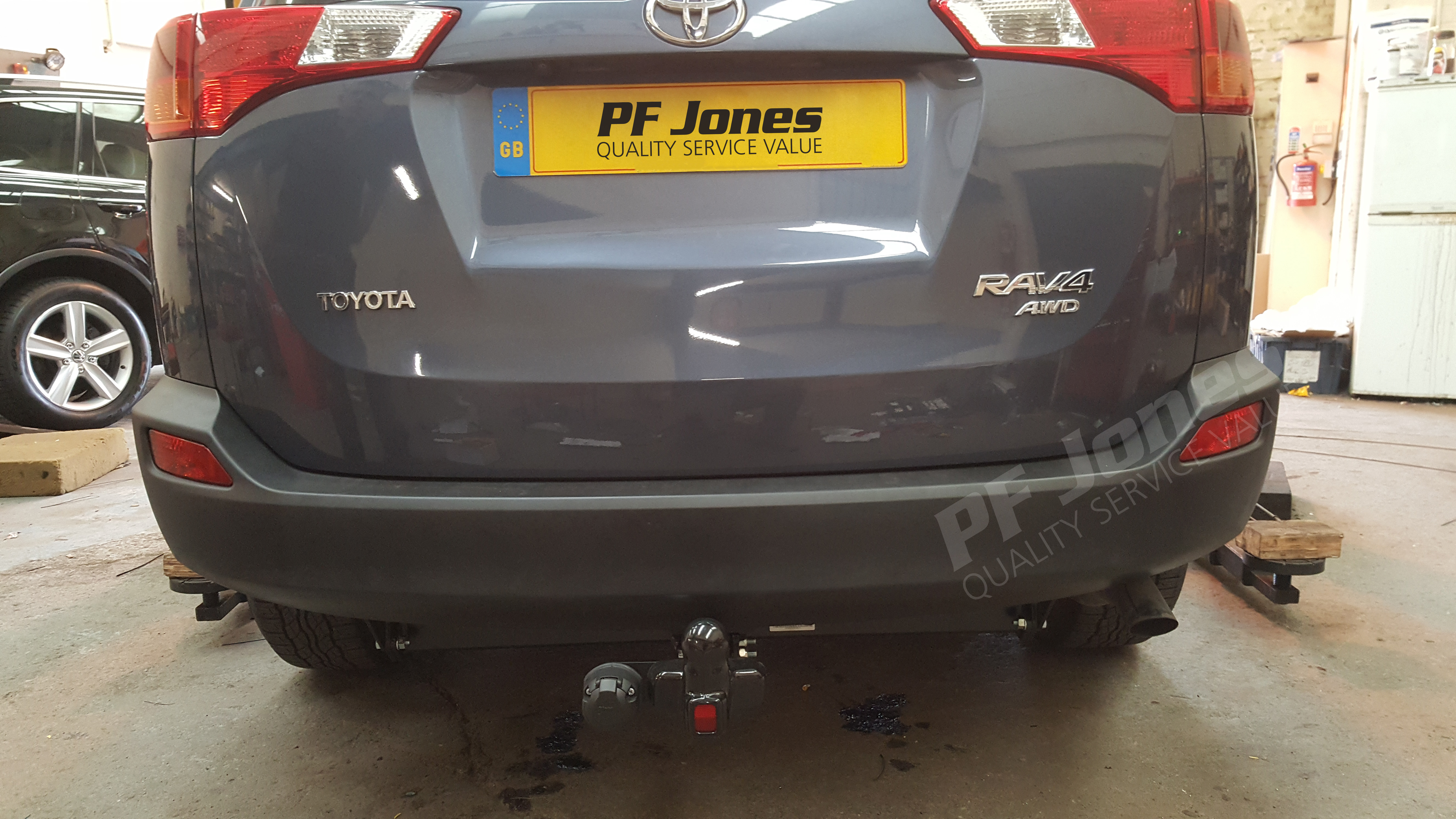 Toyota RAV 4 2013 onwards Flange tow bar