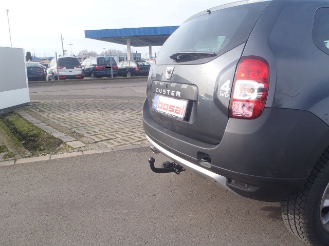 Dacia duster tow bar hotsell