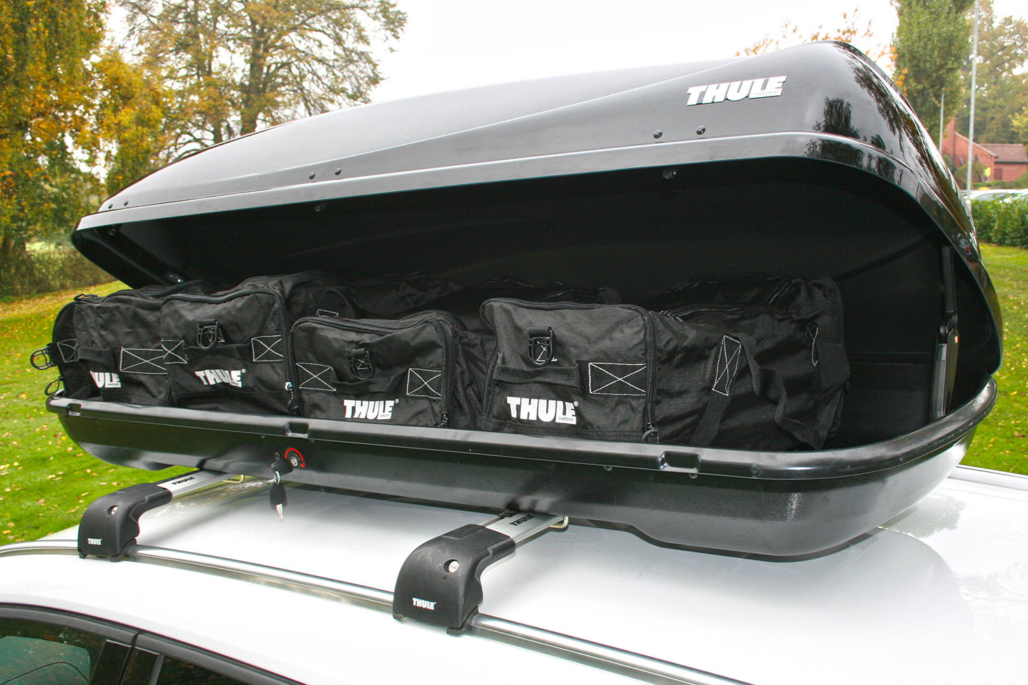 Thule Ocean 200 Roof Box