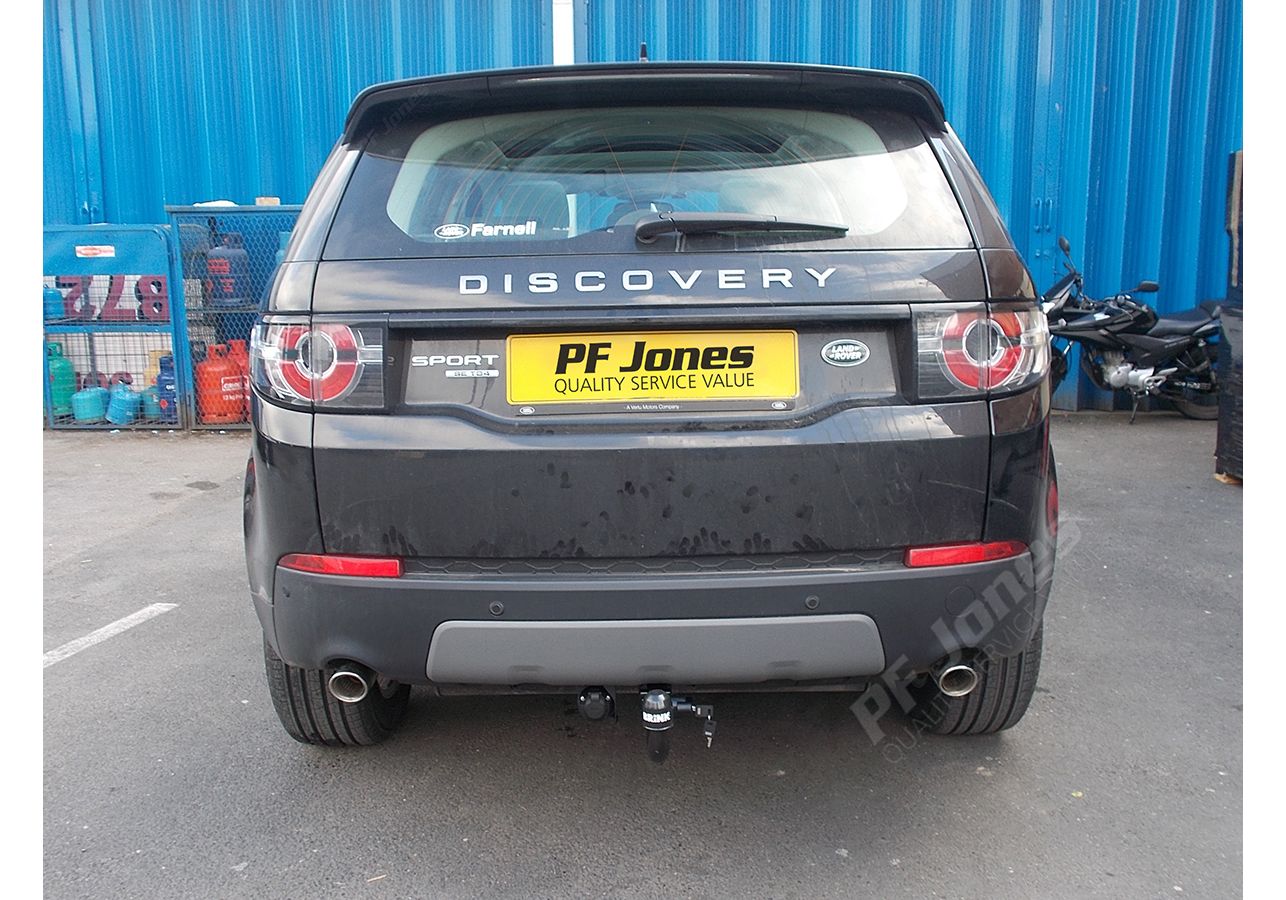 Thule detachable sales swan neck towbar