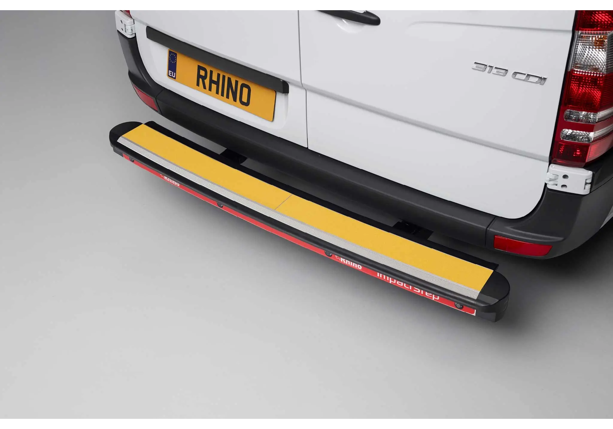 Volkswagen Crafter 2006-2017 Rhino ImpactStep Standard IMS05