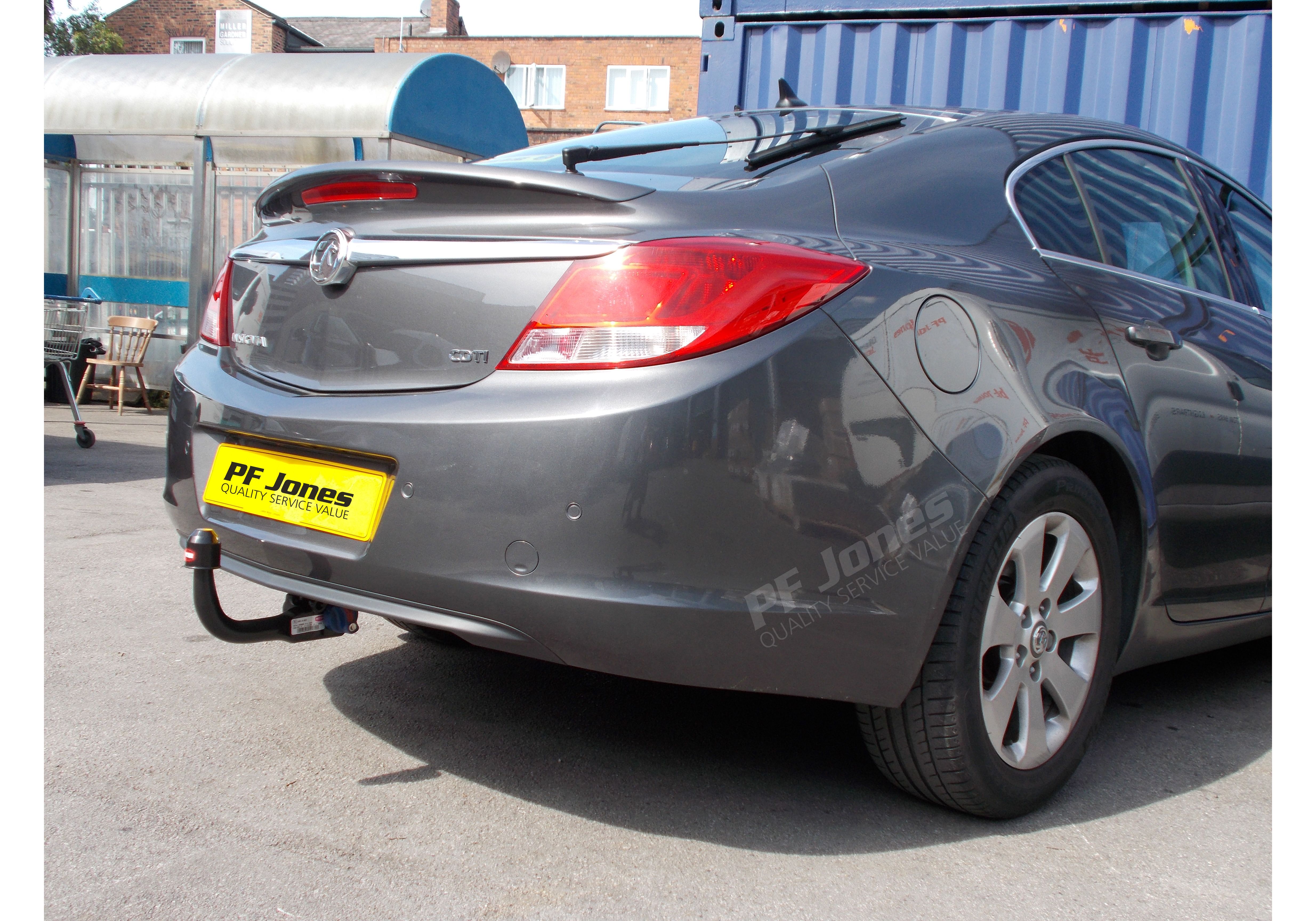 Vauxhall insignia deals tow bar