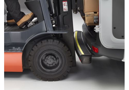 Renault Master Rhino ImpactStep Standard Without Reversing Sensors & Lights
