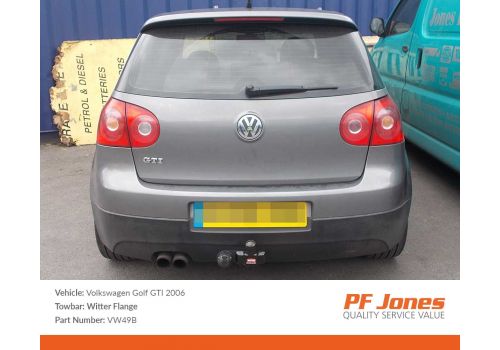 Volkswagen Golf V Hatchback 2004 on Flange tow bar