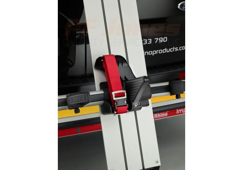 Anti vibration assembly without ladder