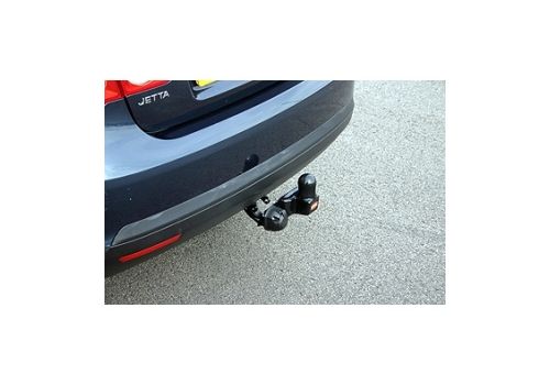 Volkswagen Jetta 2006 > Flange towbar