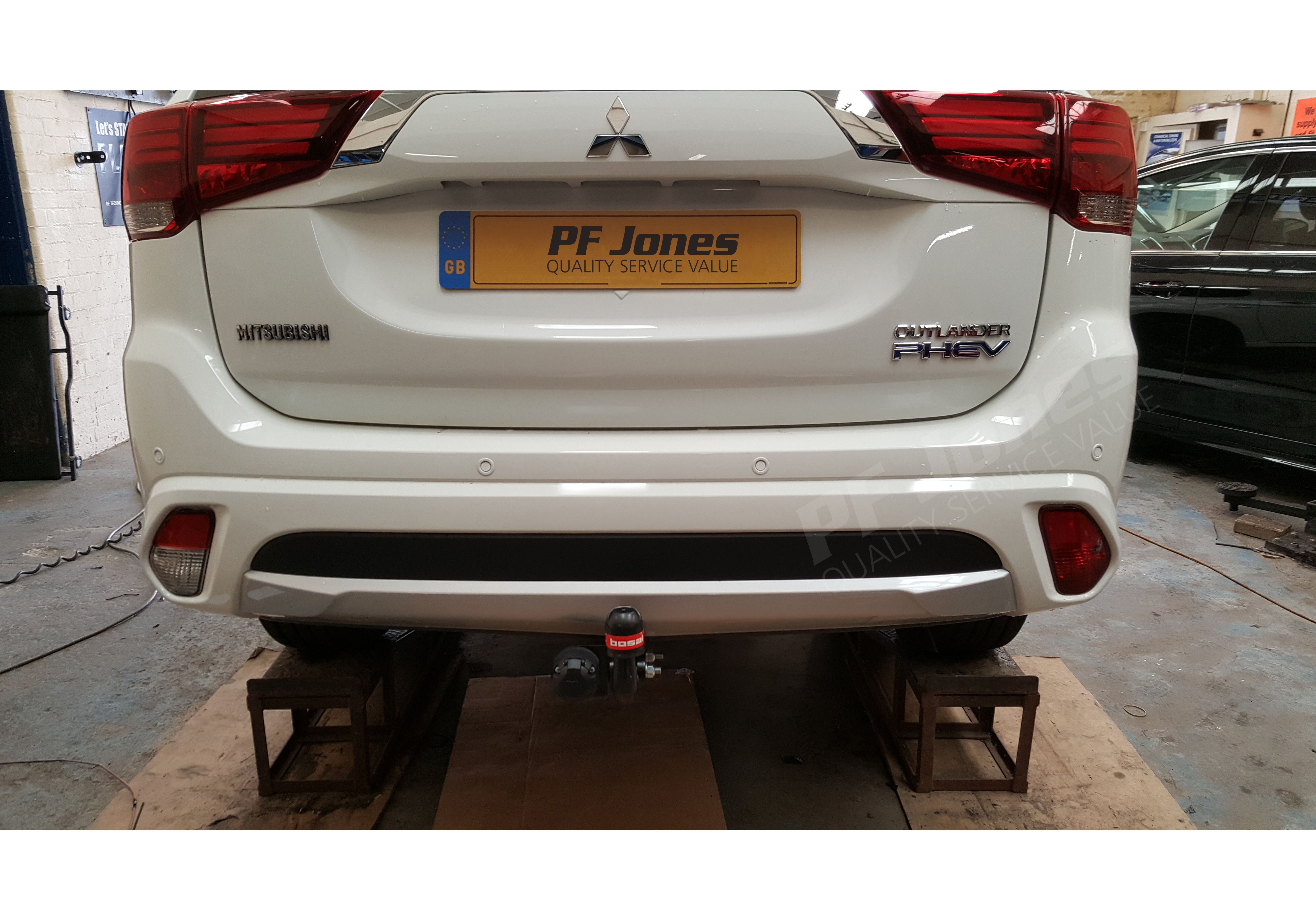 Mitsubishi outlander tow clearance bar