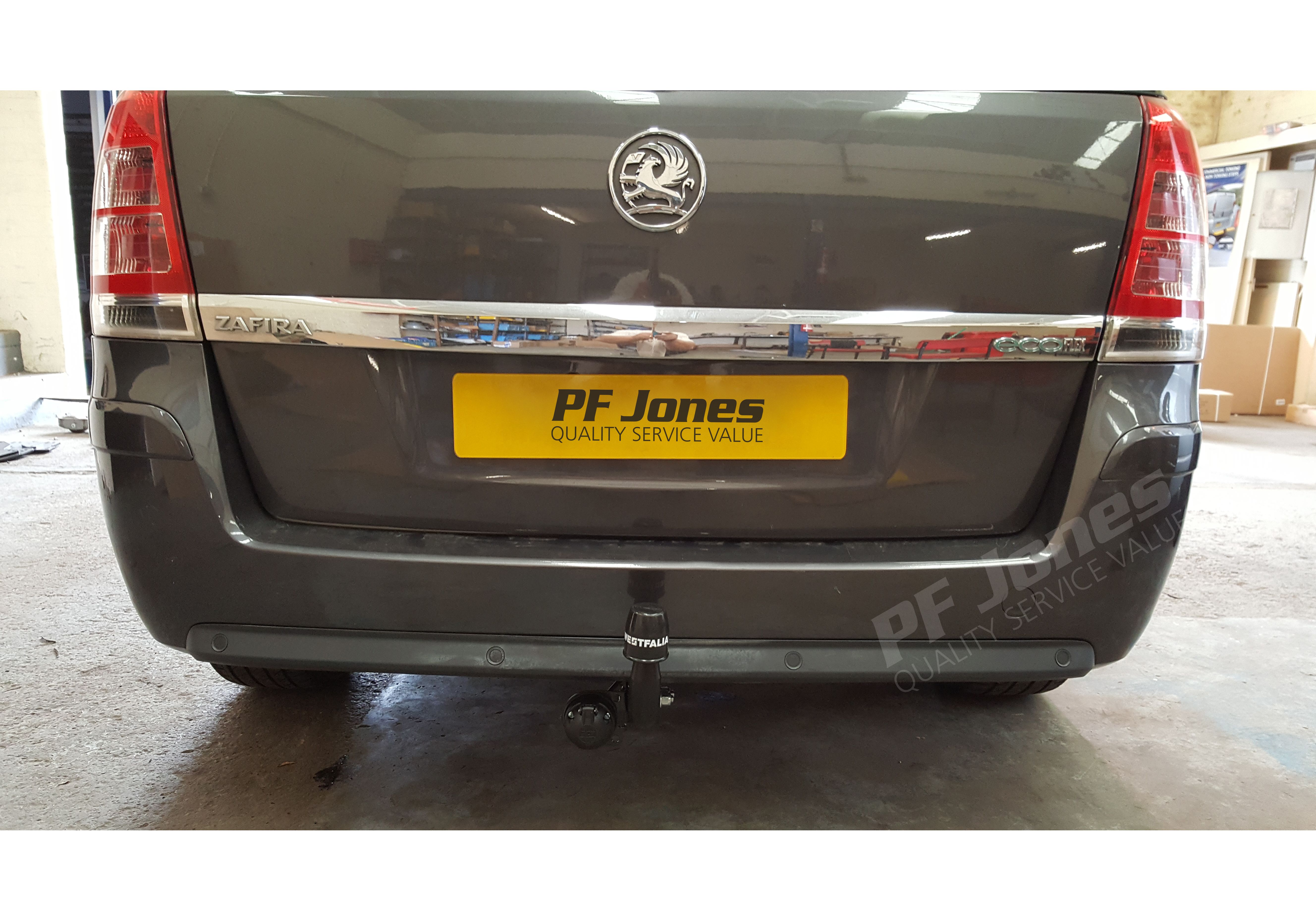 Zafira towbar deals fitting cost